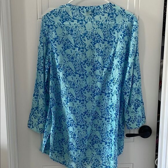Vineyard Vines Blue Floral Women's Tunic - Picture 4 of 4